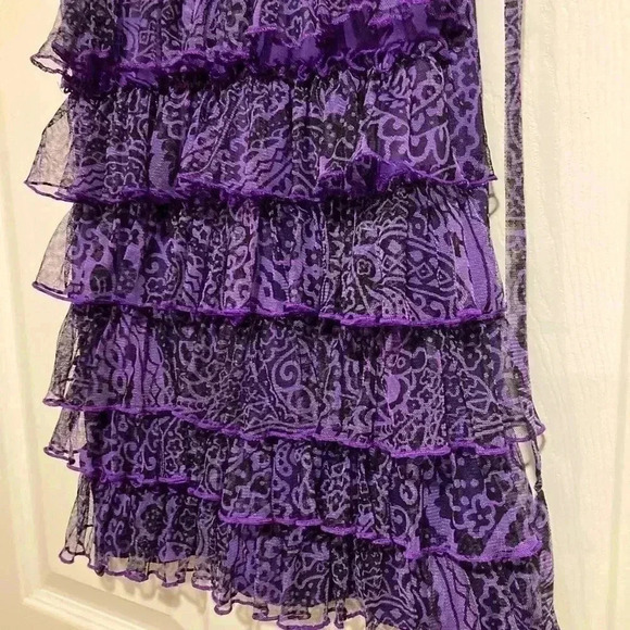 NWOT Emily West Girl’s Short Formal Dress Lined w/ Ruffles Sz. 8 - Picture 3 of 6